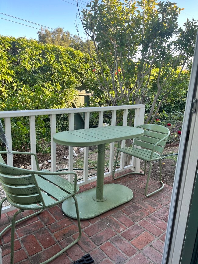 Building Photo - 2909 Ventura Dr