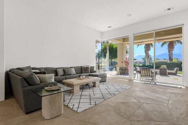 Building Photo - 80335 Merion