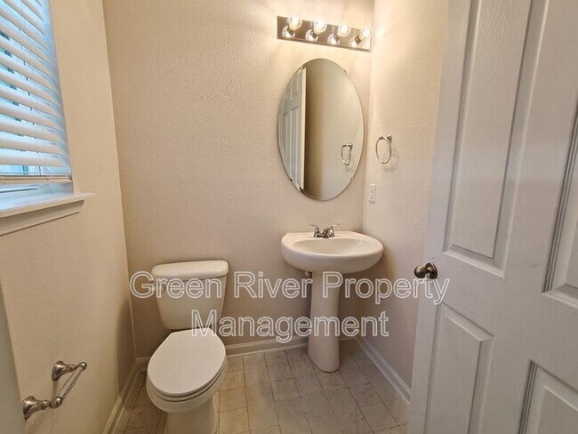 Building Photo - 5138 Sawmill Pt Wy