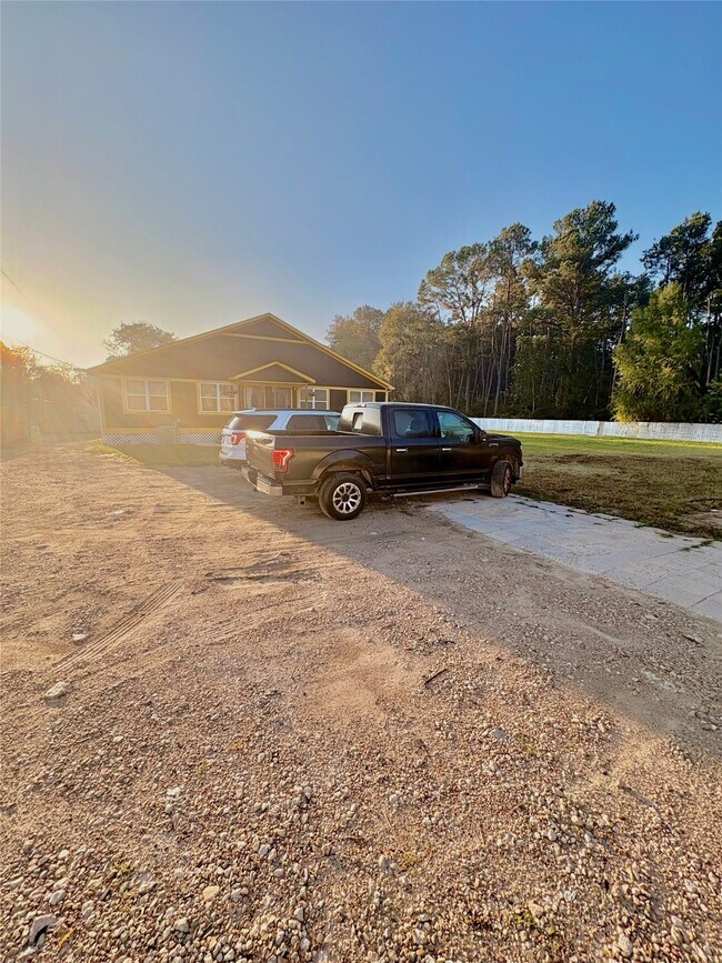 Building Photo - 9822 Candy Ct