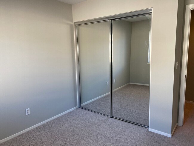 Building Photo - Light and Bright 4 Bedroom, 3 Bathroom Home in San Jose!