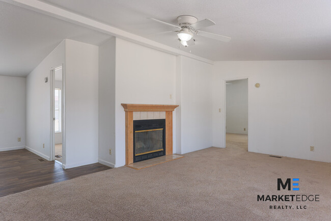 Building Photo - 5Bed/3Bath Home in Buckeye, AZ! Ready for ...