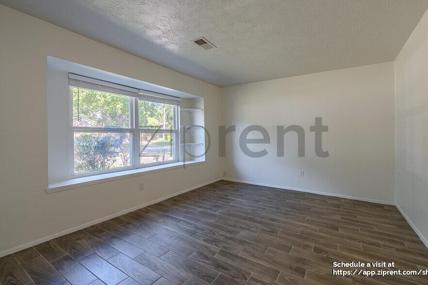 Building Photo - 958 Wavecrest Ln