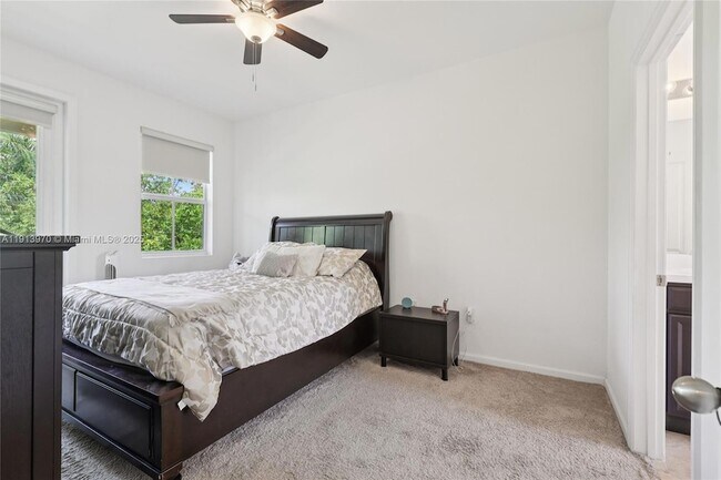 Building Photo - 24313 SW 115 Ct