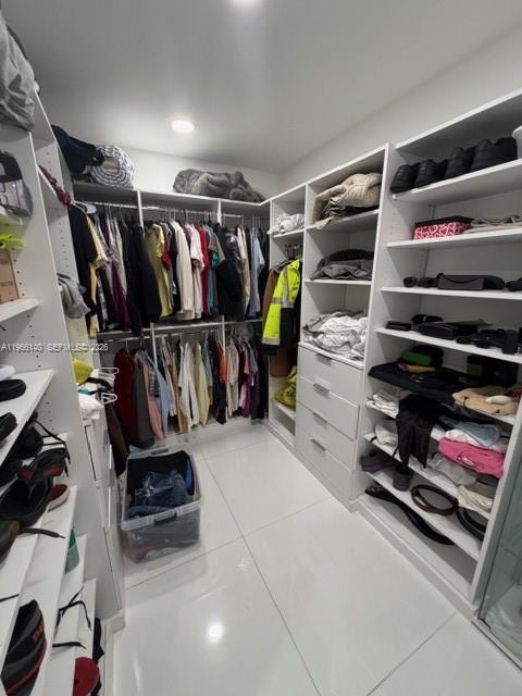 Building Photo - 311 SW 44th Ave