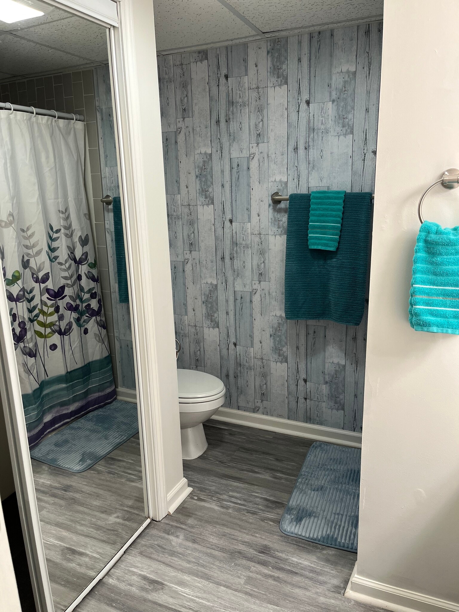 Bathroom 1 - 2013 Addison Rd NE