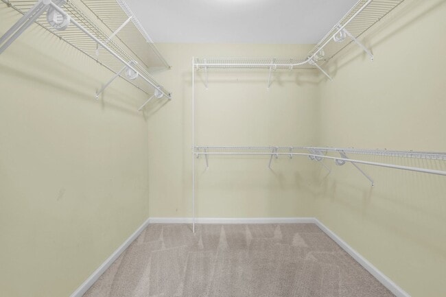 Building Photo - 5-Bedroom Buckhead East Home with Modern Kitchen & Large Fenced Yard