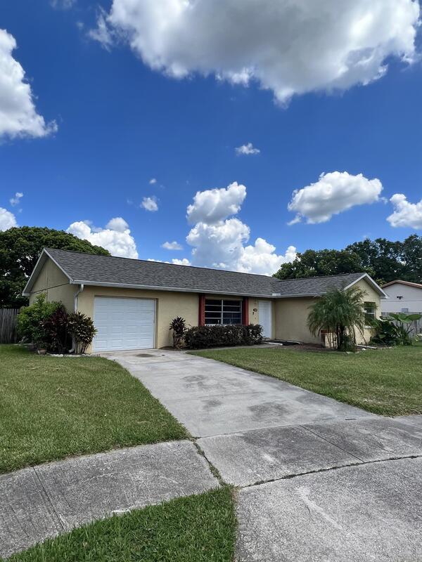 Building Photo - 1313 Summer Breeze Rd