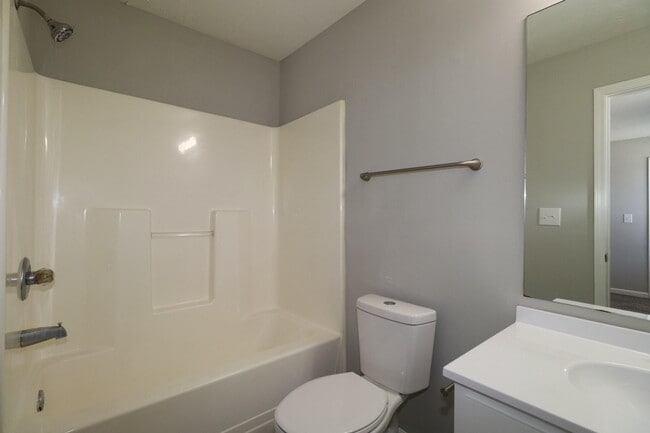 Building Photo - 625 Miles Rd