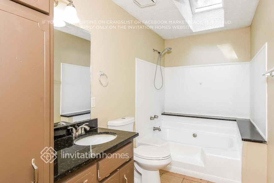 Building Photo - 129 Little Brook Dr