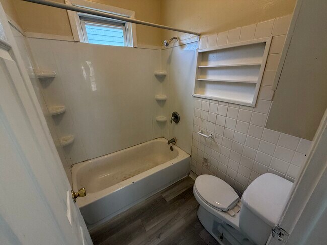 Building Photo - 124 State Fair Blvd