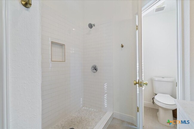 Building Photo - 2514 Ashley Way