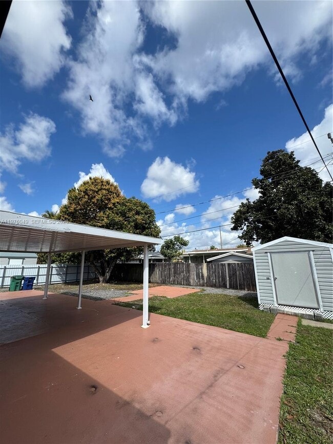 Building Photo - 5255 NW 181st Terrace