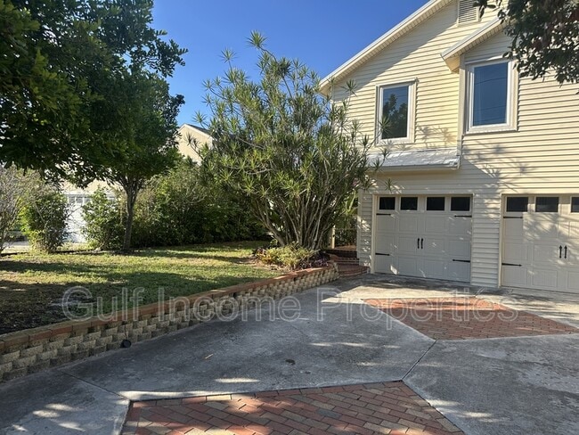 Building Photo - 5349 Ashton Rd