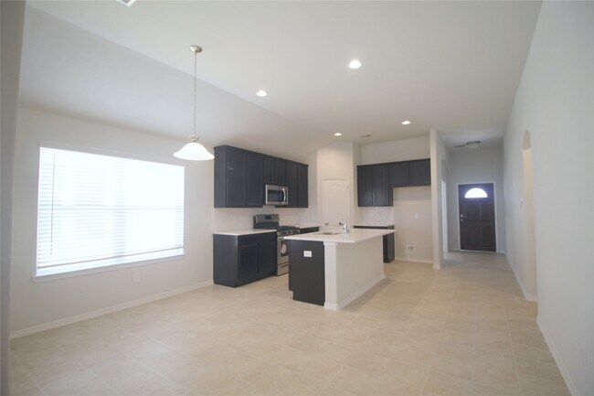 Building Photo - 3314 Aster Mdw Wy