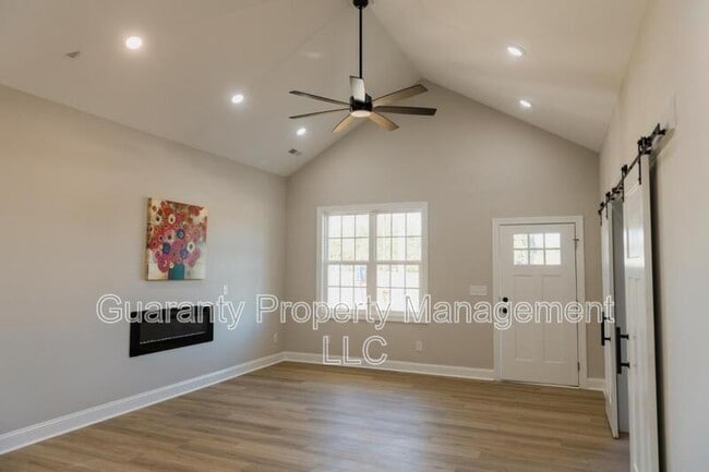 Building Photo - 99 St Matthews Rd