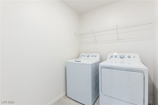 Building Photo - 3564 Dimora St