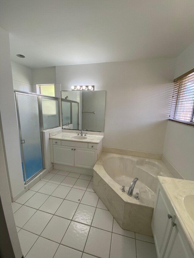 Building Photo - 4264 Berkshire Wharf Dr