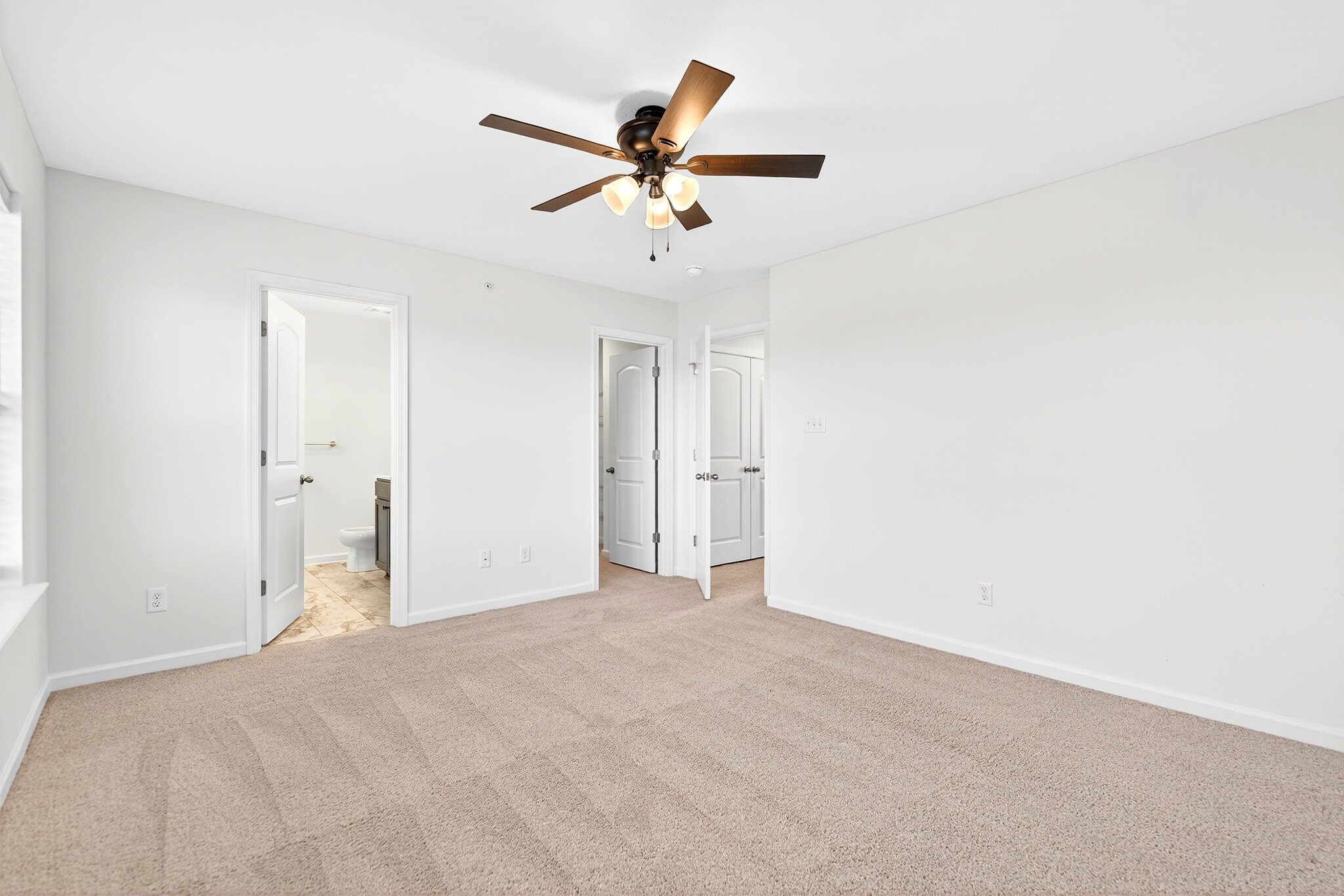 Building Photo - 600 Dana Dr