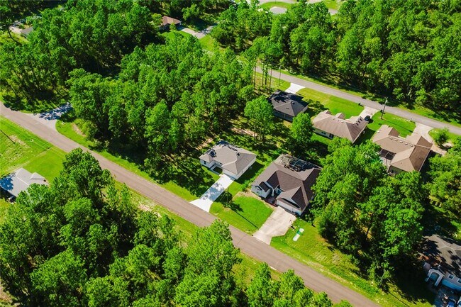 Building Photo - 627 W Glenhaven Dr