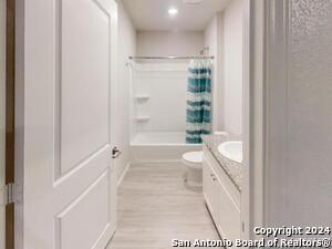 Building Photo - 7222 Rosada Way