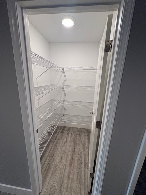 Building Photo - 231 W Lester St