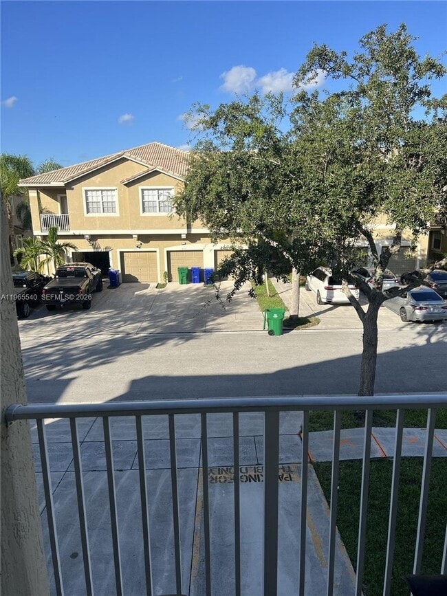 Building Photo - 4328 SW 131st Ln