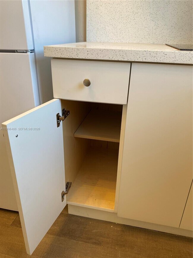 Building Photo - 40 Almeria Ave