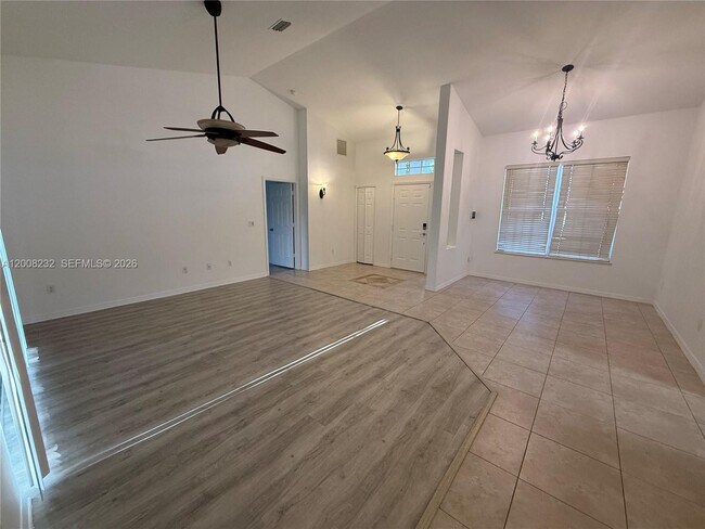 Building Photo - 3262 SW Cohutta St