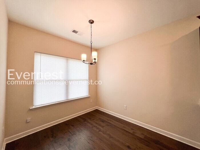 Building Photo - 4876 Reunion Dr