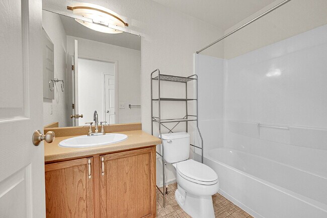 Building Photo - $2,300.00 - 3 Bedrooms, 2 Bathrooms, Single Family Home in Thornton with Cozy Fireplace!