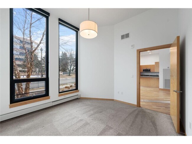 Building Photo - 1240 S 2nd St