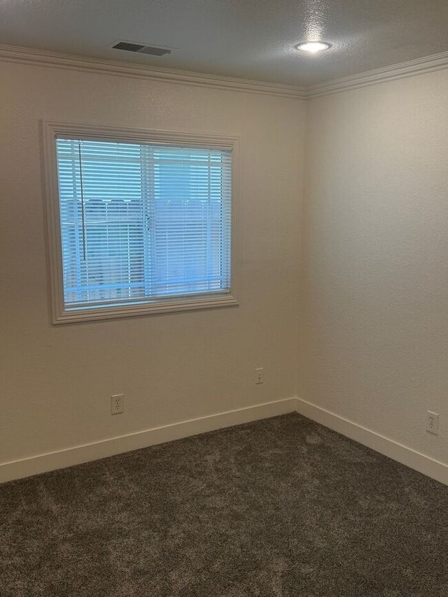 Building Photo - Fully Remodeled 3 Bed / 2.5 Bath Home in Hayward's Cherryland Neighborhood