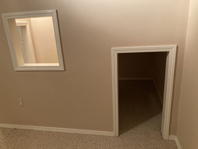 Building Photo - 41645 Copper Creek Dr