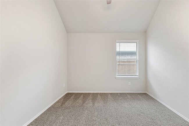 Building Photo - 6320 Red Cliff Dr