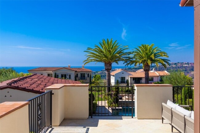 Building Photo - 21 Coral Cay