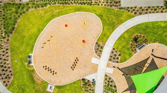 Building Photo - 1160 Lakeshore Breeze Pl