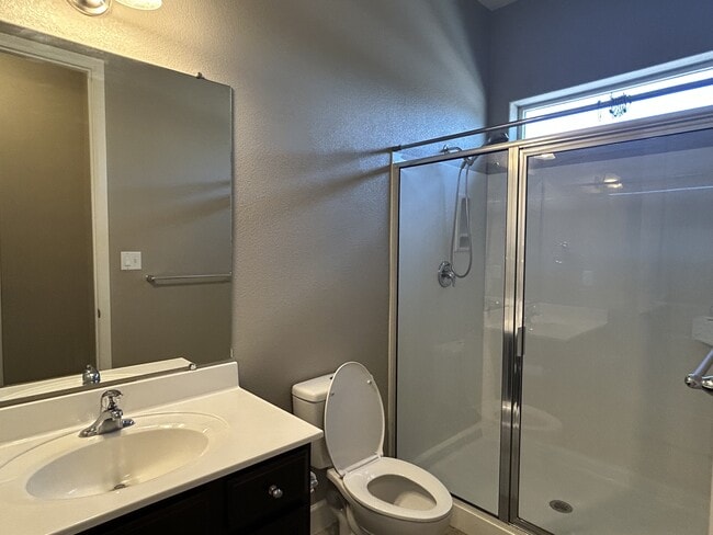 Building Photo - 7115 Vista Terraza Dr NW