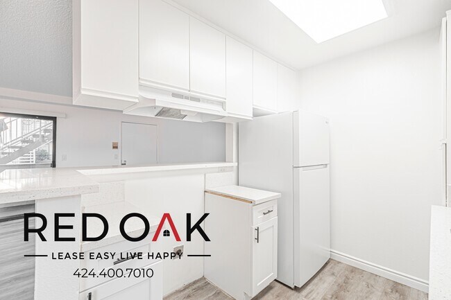 Building Photo - 11134 Arminta St