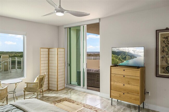 Building Photo - 795 Collany Rd