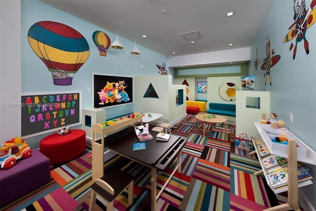 Building Photo - 4700 NW 84th Ave