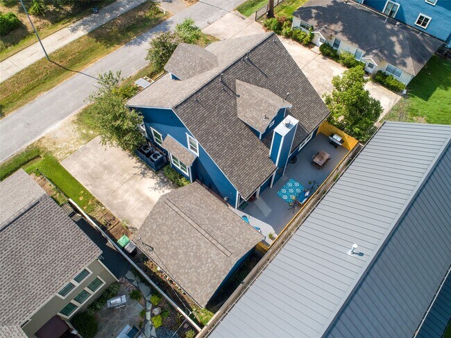 Building Photo - 1508 Nicholson St