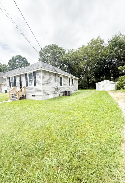Primary Photo - 3129 Kansas Ave