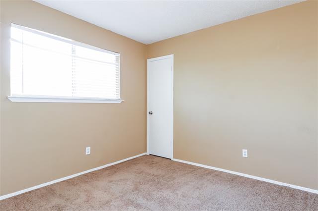 Building Photo - 830 Frances Dr