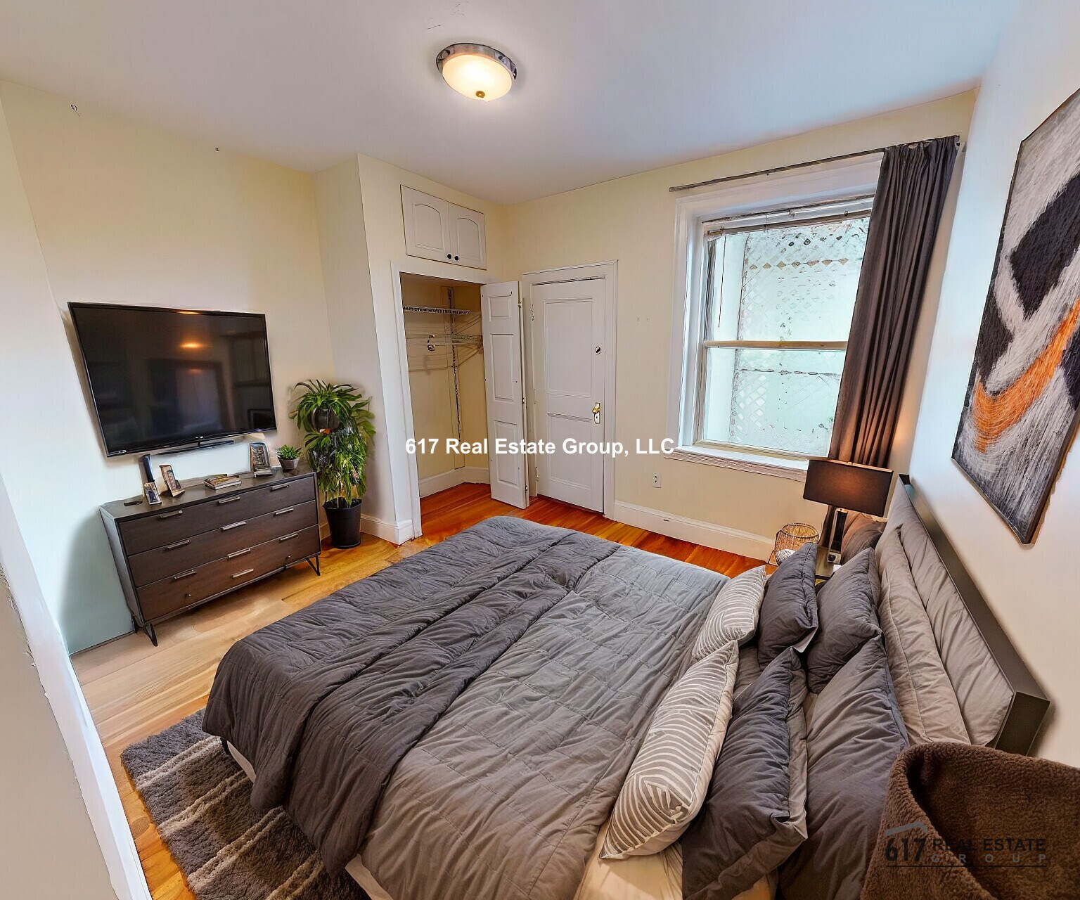 Building Photo - 73 Thatcher St