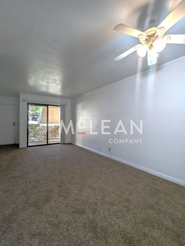 Building Photo - 680 N Ashurst Ct
