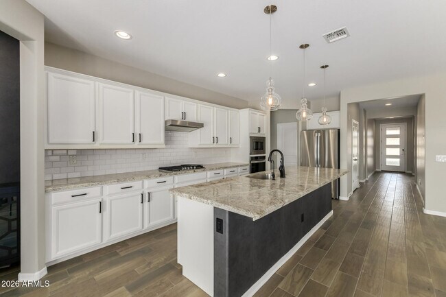 Building Photo - 17771 W Granite View Dr