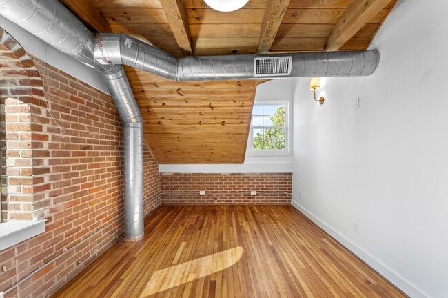 Building Photo - 1420 FM 1960