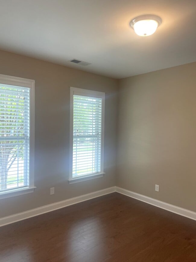 Building Photo - Beautiful 3BR Ranch Home in Bailey's Glen at Lake Norman