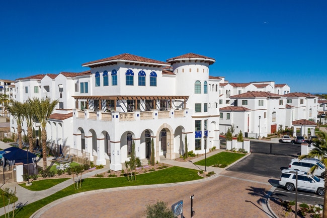 Building Photo - Arista at Ocotillo